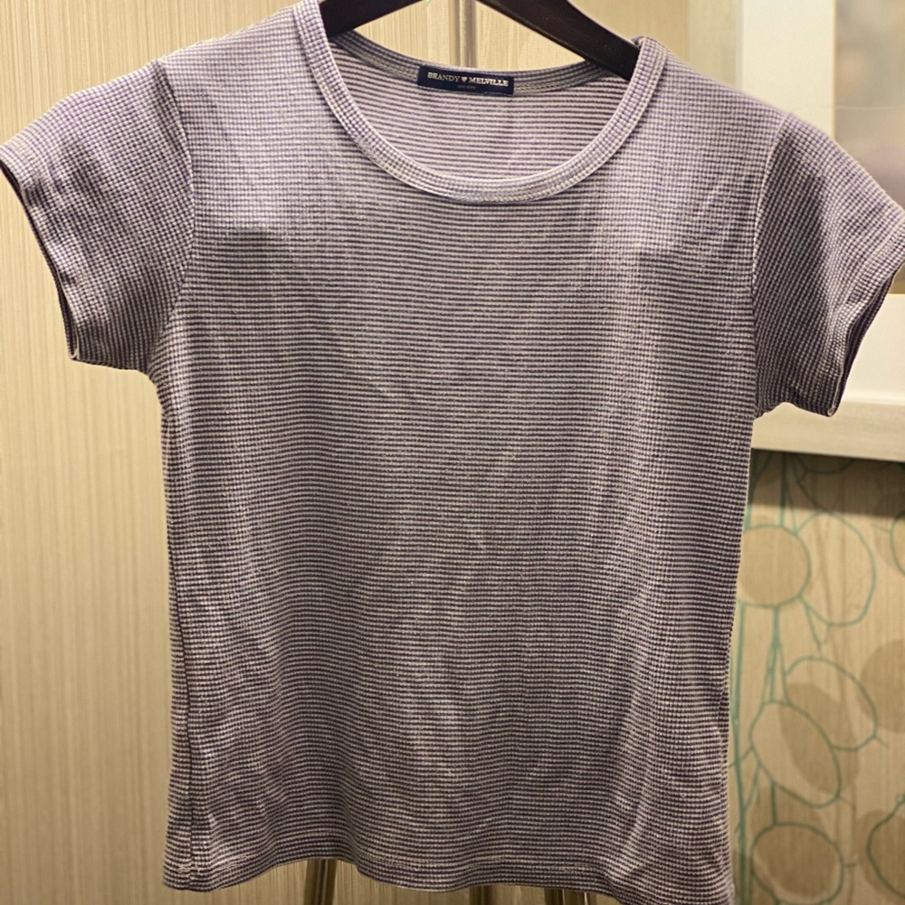 Brandy Melvillie short sleeve